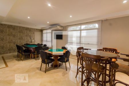 Apartamento à venda com 200m², 3 quartos e 4 vagas Apartamento à venda com 200m², 3 quartos e 4 vagasÁrea comum - Salão de jogos