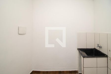 Casa para alugar com 45m², 2 quartos e sem vagaÁrea comum