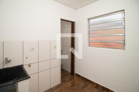 Casa para alugar com 45m², 2 quartos e sem vagaÁrea comum