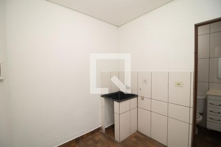 Casa para alugar com 45m², 2 quartos e sem vagaÁrea comum