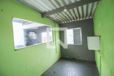 Casa à venda com 100m², 3 quartos e sem vagaDispensa