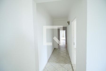 Corredor de casa à venda com 3 quartos, 100m² em Vila Invernada, São Paulo