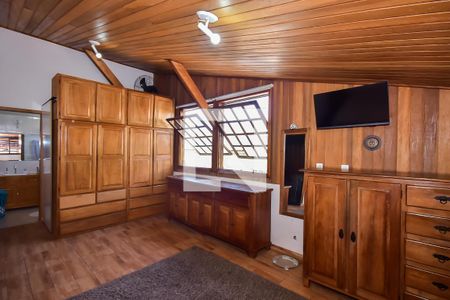 Casa à venda com 250m², 4 quartos e 4 vagas Casa à venda com 250m², 4 quartos e 4 vagasSuíte 3