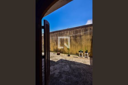 Casa à venda com 250m², 4 quartos e 4 vagas Casa à venda com 250m², 4 quartos e 4 vagasVista da Suíte 2