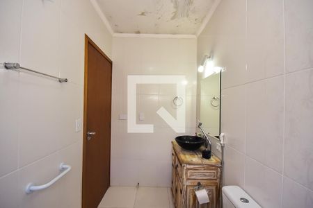 Casa à venda com 250m², 4 quartos e 4 vagas Casa à venda com 250m², 4 quartos e 4 vagasBanheiro Suíte 2