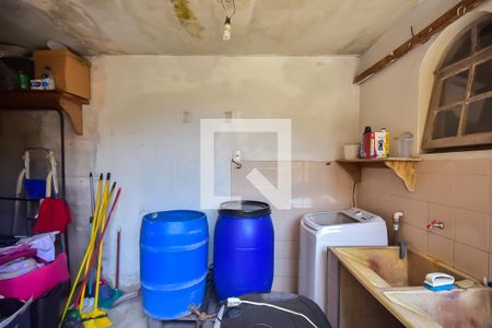 Casa à venda com 250m², 4 quartos e 4 vagas Casa à venda com 250m², 4 quartos e 4 vagasÁrea de Serviço