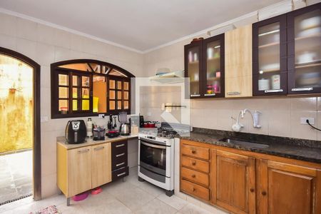 Casa à venda com 250m², 4 quartos e 4 vagas Casa à venda com 250m², 4 quartos e 4 vagasCozinha