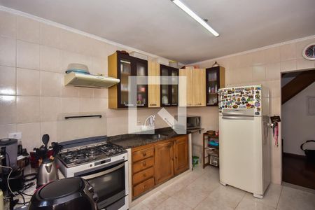 Casa à venda com 250m², 4 quartos e 4 vagas Casa à venda com 250m², 4 quartos e 4 vagasCozinha