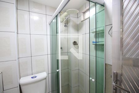 Casa de condomínio à venda com 80m², 3 quartos e 2 vagasBanheiro de Serviço
