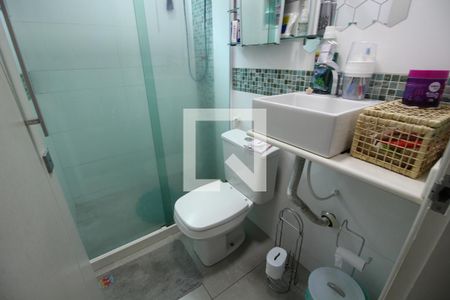 Casa de condomínio à venda com 80m², 3 quartos e 2 vagasBanheiro Social