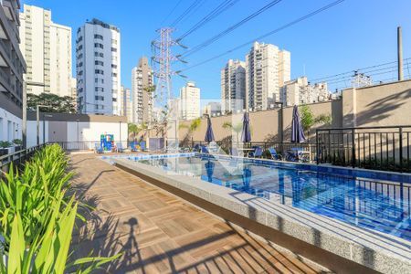 Apartamento à venda com 56m², 2 quartos e 1 vaga Apartamento à venda com 56m², 2 quartos e 1 vagaÁrea comum - Piscina