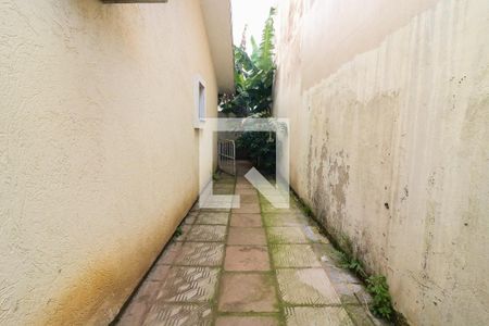 Casa de condomínio à venda com 85m², 3 quartos e 2 vagasQuintal