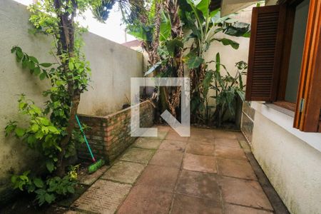 Casa de condomínio à venda com 85m², 3 quartos e 2 vagasQuintal