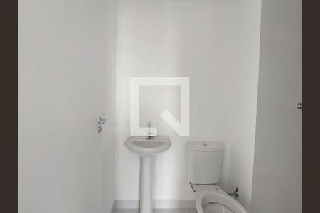 Apartamento para alugar com 39m², 2 quartos e sem vaga Apartamento para alugar com 39m², 2 quartos e sem vagaBanheiro