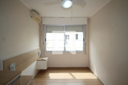 Quarto 1 de apartamento para alugar com 2 quartos, 56m² em Passo D’areia, Porto Alegre