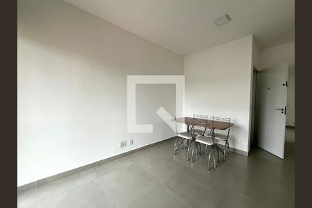 Apartamento para alugar com 35m², 1 quarto e 1 vaga Apartamento para alugar com 35m², 1 quarto e 1 vagaSala