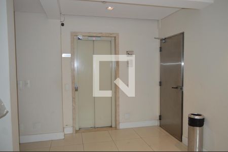 Apartamento à venda com 68m², 2 quartos e 1 vagaElevador