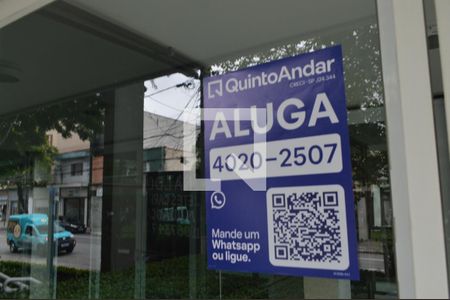 Apartamento à venda com 68m², 2 quartos e 1 vagaPlaquinha