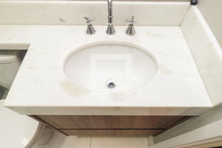 Banheiro de kitnet/studio para alugar com 1 quarto, 26m² em Campos Elíseos, São Paulo