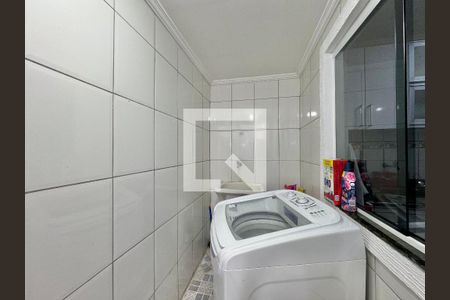 Casa de condomínio à venda com 180m², 3 quartos e 2 vagasÁrea de Serviço