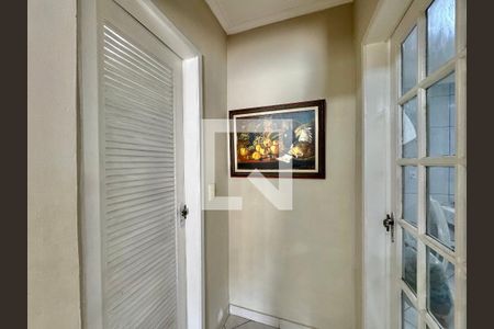 Casa de condomínio à venda com 180m², 3 quartos e 2 vagasCorredor