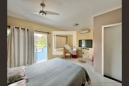 Casa de condomínio à venda com 180m², 3 quartos e 2 vagasSuíte