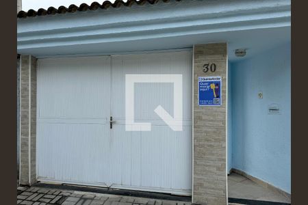 Casa de condomínio à venda com 180m², 3 quartos e 2 vagasPlaquinha Quinto Andar