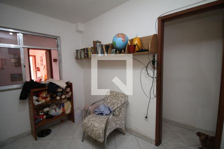 Casa à venda com 235m², 3 quartos e 2 vagasQuarto 2