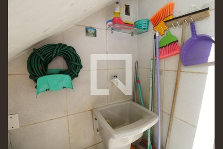 Casa à venda com 235m², 3 quartos e 2 vagasÁrea de Serviço