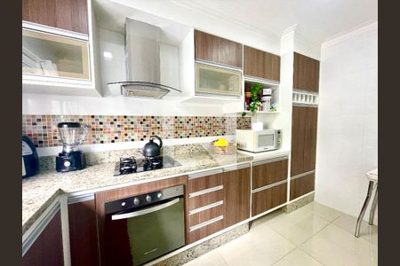 Casa de condomínio à venda com 114m², 3 quartos e 2 vagasCozinha