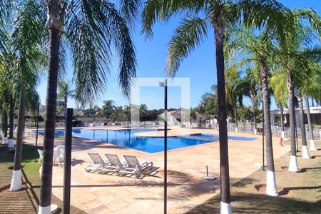 Casa de condomínio à venda com 114m², 3 quartos e 2 vagasÁrea comum - Piscina