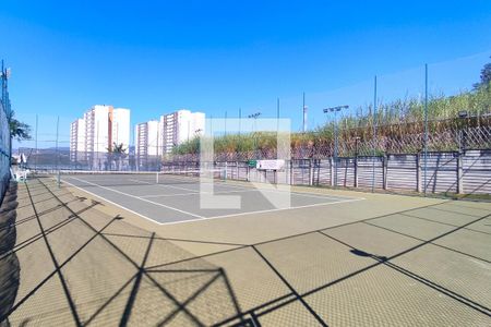 Casa de condomínio à venda com 114m², 3 quartos e 2 vagasÁrea Comum - Quadra de Tênis