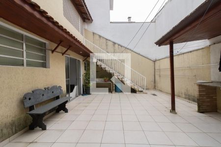 Casa à venda com 250m², 3 quartos e 6 vagas Casa à venda com 250m², 3 quartos e 6 vagasÁrea Externa