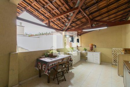 Casa à venda com 250m², 3 quartos e 6 vagas Casa à venda com 250m², 3 quartos e 6 vagasArea de Serviço