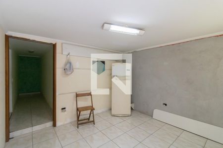 Casa à venda com 250m², 3 quartos e 6 vagas Casa à venda com 250m², 3 quartos e 6 vagasEdicula