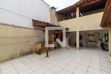 Casa à venda com 250m², 3 quartos e 6 vagas Casa à venda com 250m², 3 quartos e 6 vagasÁrea Externa
