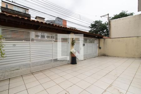 Casa à venda com 250m², 3 quartos e 6 vagas Casa à venda com 250m², 3 quartos e 6 vagasGaragem