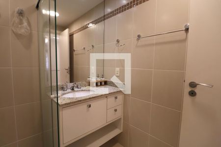 Apartamento para alugar com 172m², 4 quartos e 2 vagasBanheiro Suíte 3