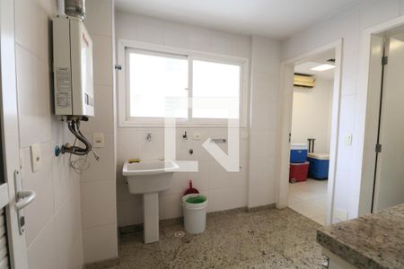 Apartamento para alugar com 172m², 4 quartos e 2 vagasÁrea de Serviço