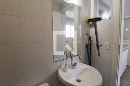 Apartamento para alugar com 172m², 4 quartos e 2 vagasBanheiro de serviço