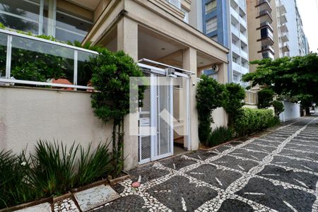 Apartamento para alugar com 172m², 4 quartos e 2 vagasFachada