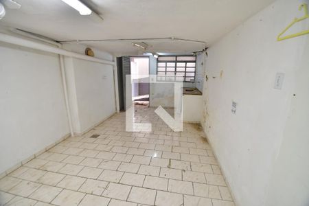 Casa para alugar com 400m², 2 quartos e 2 vagasPorão - Cozinha