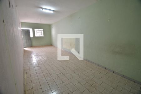 Casa para alugar com 400m², 2 quartos e 2 vagasSala 2 - Fundos