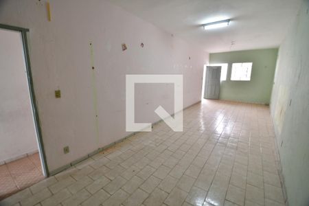 Casa para alugar com 400m², 2 quartos e 2 vagasSala 2 - Fundos