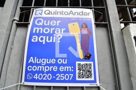 Casa para alugar com 400m², 2 quartos e 2 vagasPlaquinha