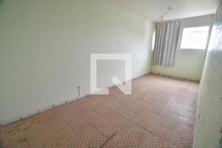 Casa para alugar com 400m², 2 quartos e 2 vagasSala 5 - Fundos