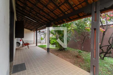 Casa à venda com 350m², 3 quartos e 2 vagas Casa à venda com 350m², 3 quartos e 2 vagasÁrea Externa