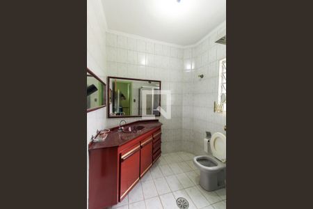 Casa para alugar com 122m², 3 quartos e 1 vagaBanheiro