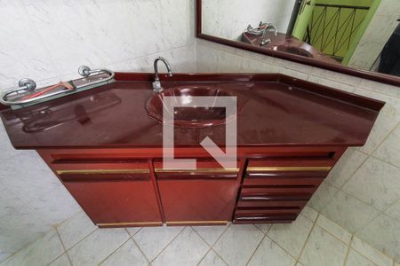 Casa para alugar com 122m², 3 quartos e 1 vagaBanheiro