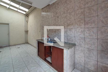 Casa à venda com 120m², 3 quartos e 1 vagaÁrea de Serviço